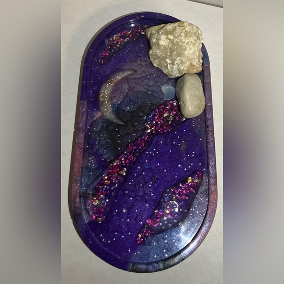 Celestial Galaxy Resin Tray – Handmade - Picture 3 of 4